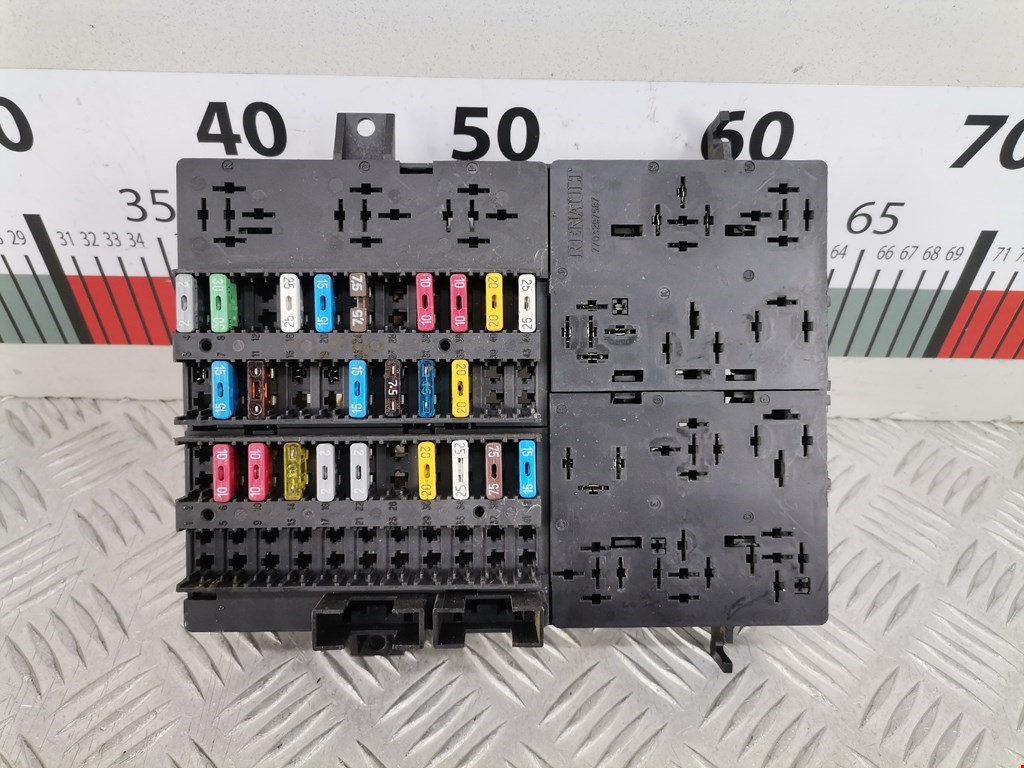 Датчик уровня в бачок омывателя RENAULT Master 1998-2010