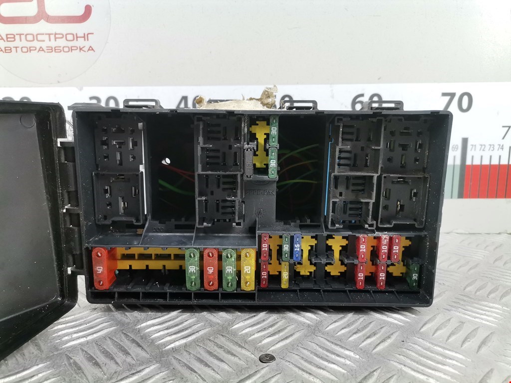 Датчик уровня в бачок омывателя FORD Focus I 1998-2005