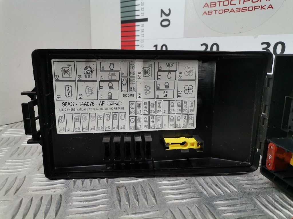 Датчик уровня в бачок омывателя FORD Focus I 1998-2005