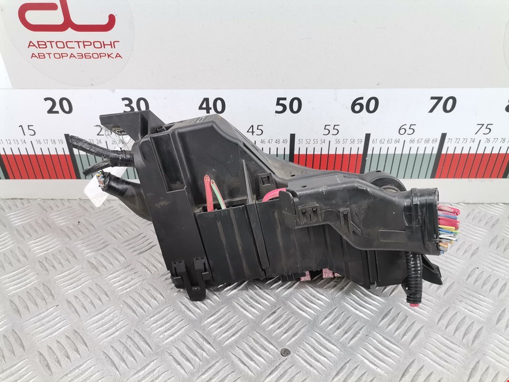 Датчик уровня в бачок омывателя LAND ROVER Freelander II 2006-2014