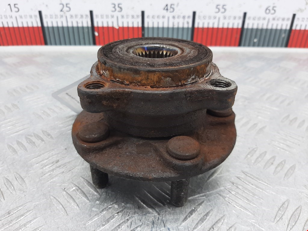 Ступица передняя левая/правая SUBARU Forester III 2008-2013