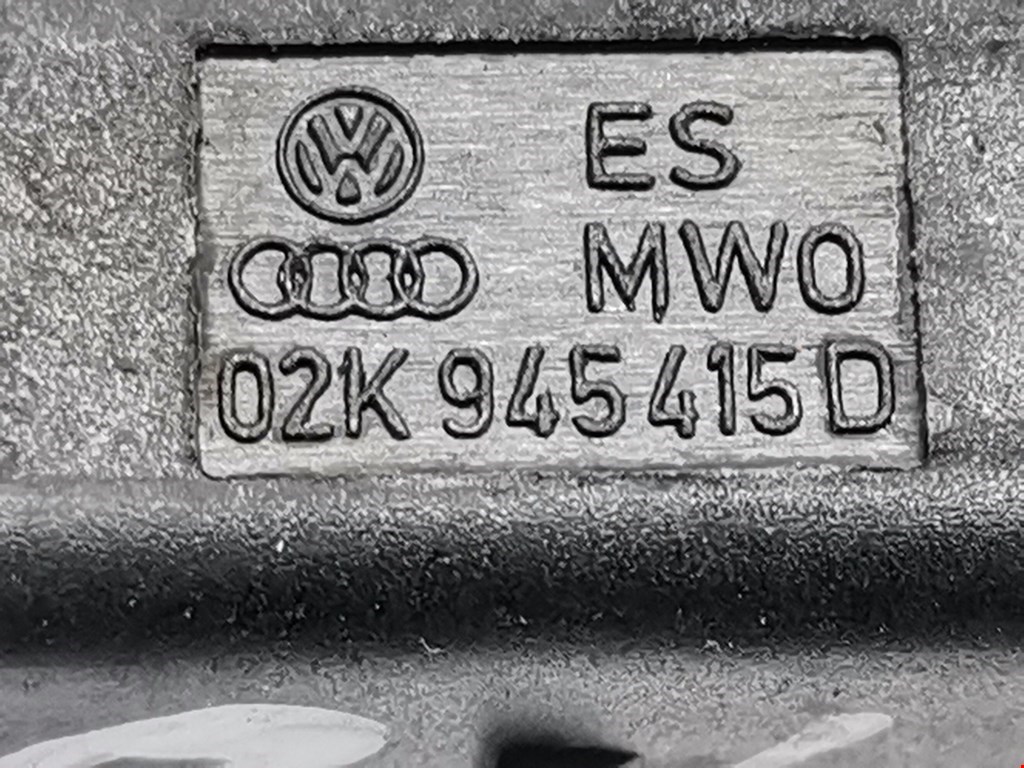 Датчик включения заднего хода VOLKSWAGEN Polo III 1994-2001