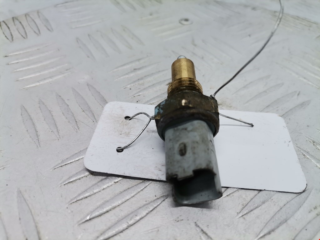 Датчик включения заднего хода CITROEN C4 I 2004-2014