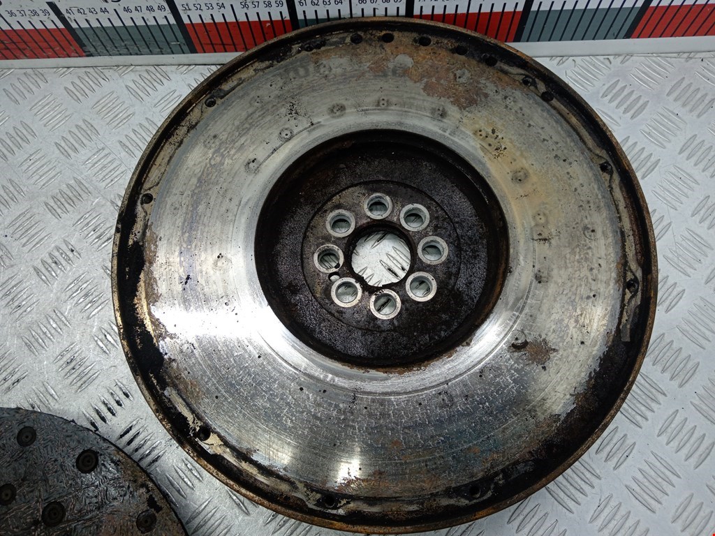 Маховик (демпфер сцепления) RENAULT Midlum 1999-2013