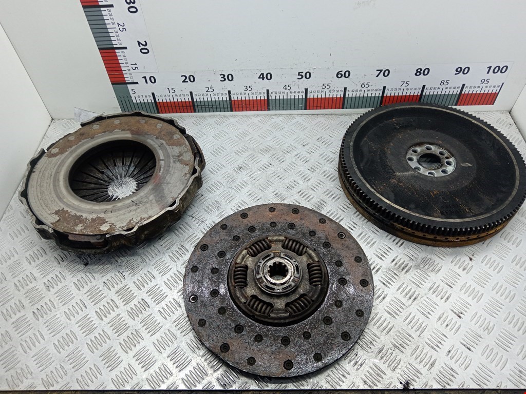 Маховик (демпфер сцепления) RENAULT Midlum 1999-2013