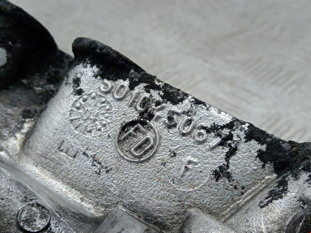 Корпус масляного фильтра RENAULT Midlum 1999-2013