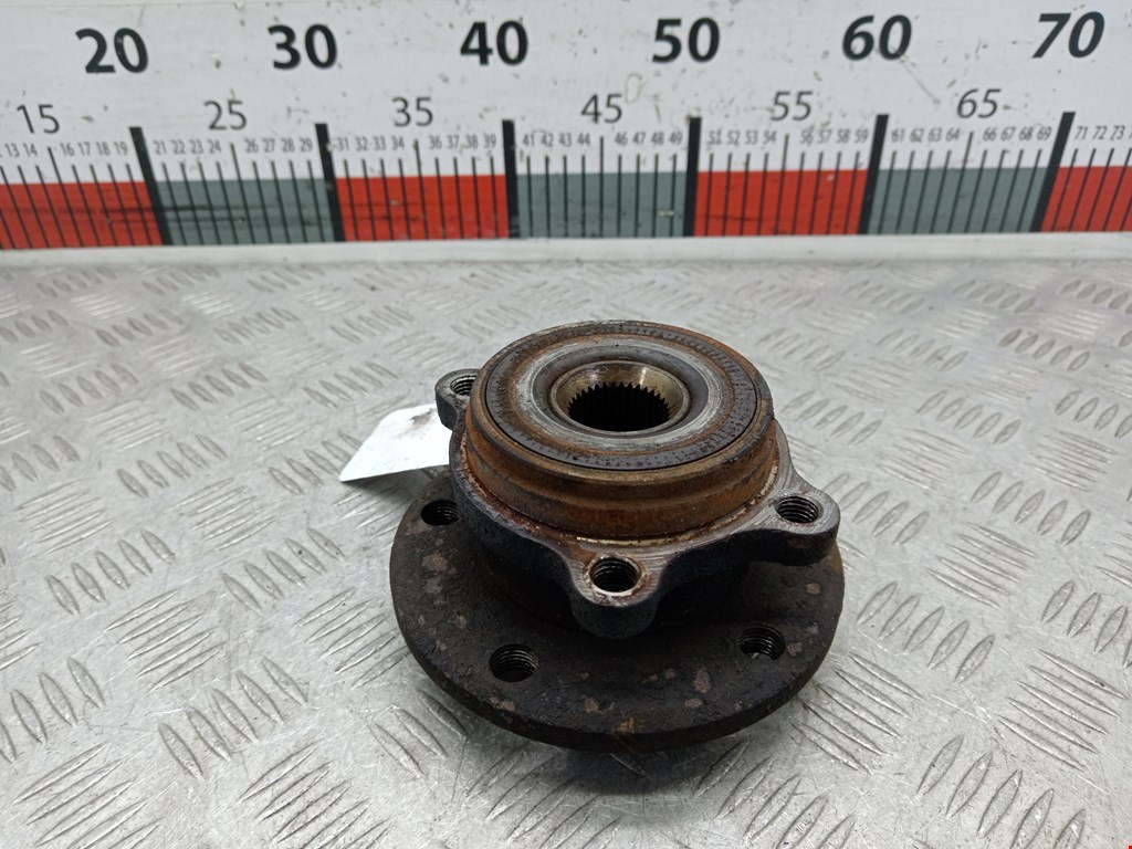 Ступица передняя левая/правая VOLKSWAGEN Touran 2003-2010