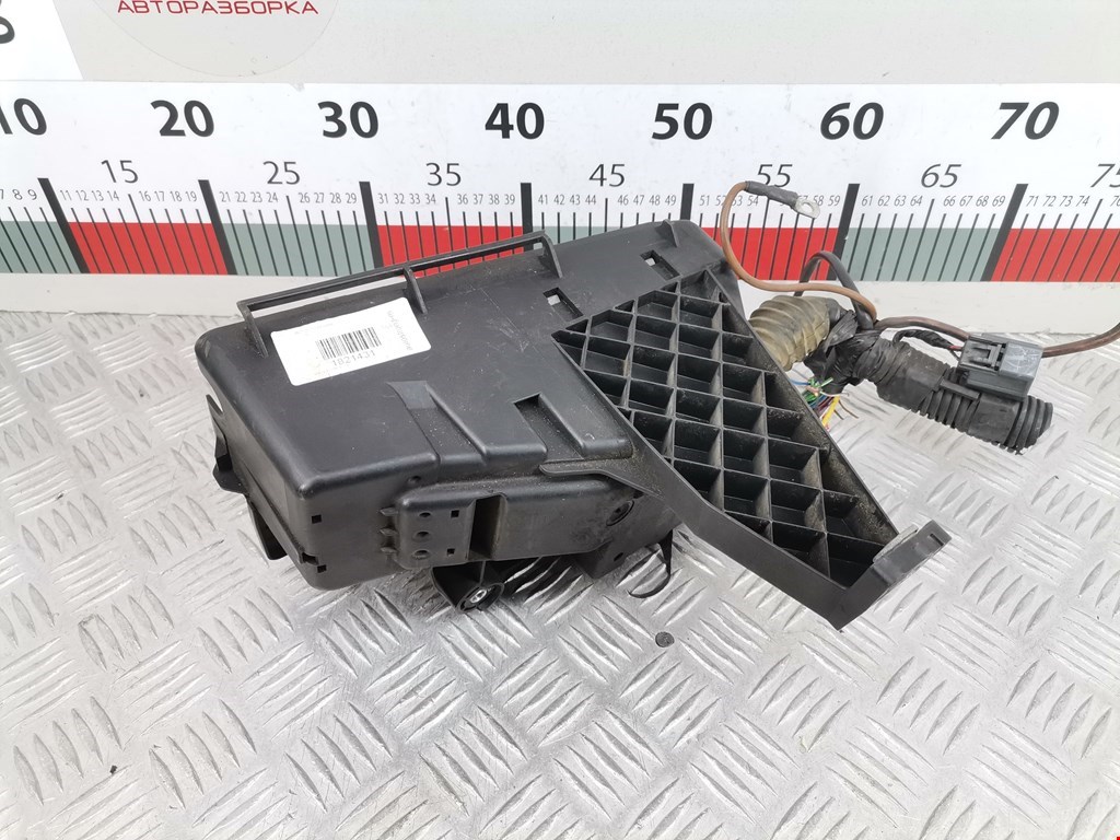 Датчик уровня в бачок омывателя VOLVO XC90 2002-2014