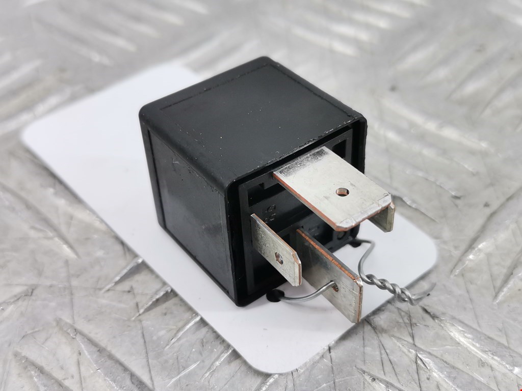 Реле VOLVO XC90 2002-2014