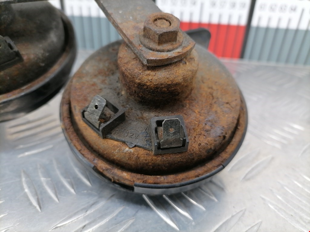 Сигнал звуковой (гудок клаксон) PEUGEOT 206 1998-2012