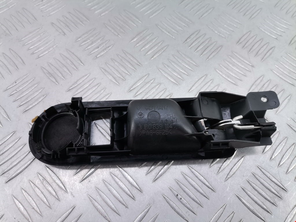 Ручка дверная задняя внутренняя правая VOLKSWAGEN Bora 1998-2005