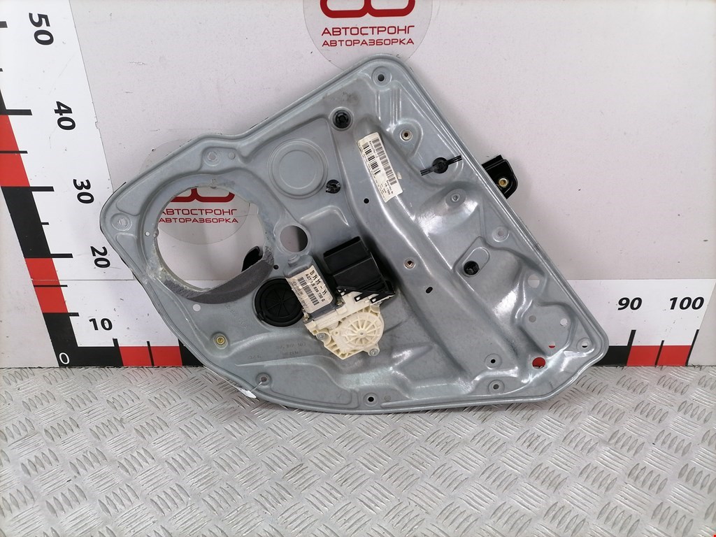 Стеклоподъемник задний правый VOLKSWAGEN Bora 1998-2005