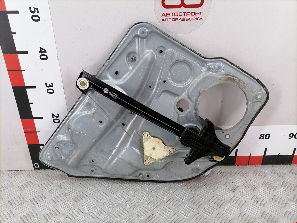 Стеклоподъемник задний правый VOLKSWAGEN Bora 1998-2005