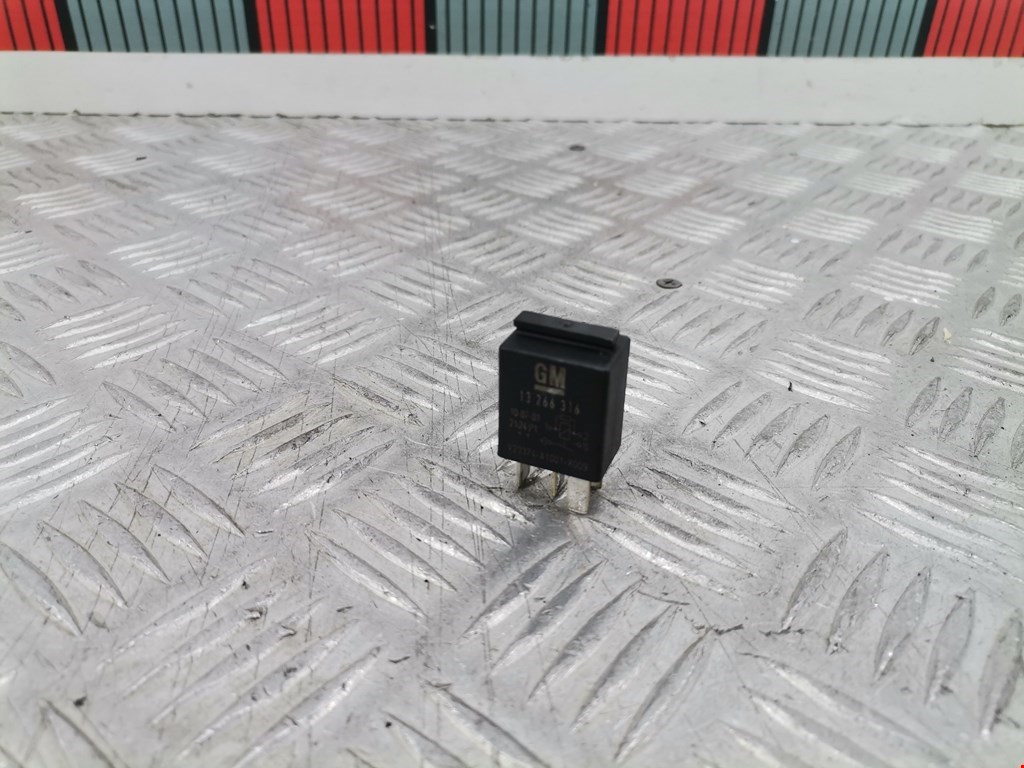 Реле OPEL Corsa D 2006-2014