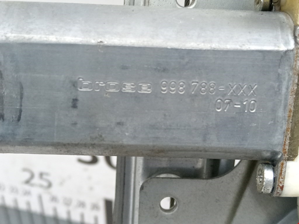 Стеклоподъемник задний правый RENAULT Symbol I 1998-2008