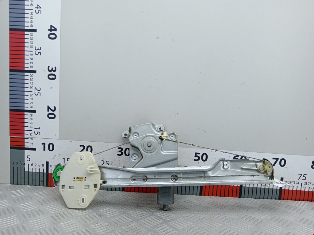 Стеклоподъемник задний правый RENAULT Symbol I 1998-2008