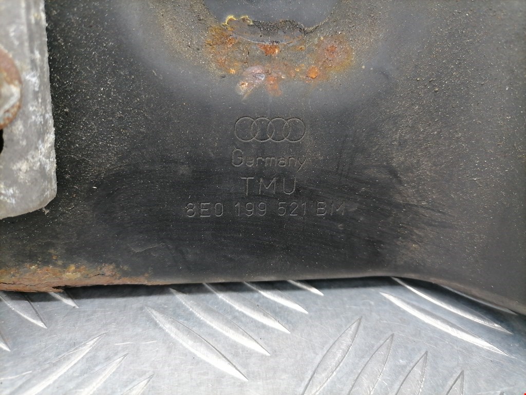 Патрубок интеркулера AUDI A4 B6 2001-2005