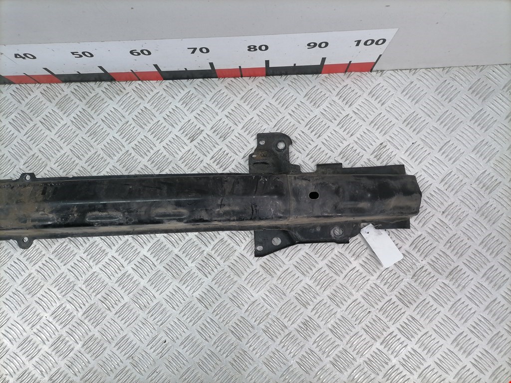 Усилитель переднего бампера (передний) VOLKSWAGEN Golf IV 1997-2003