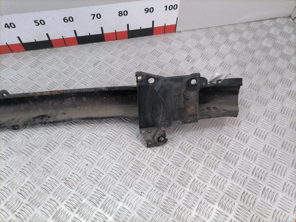 Усилитель переднего бампера (передний) VOLKSWAGEN Golf IV 1997-2003