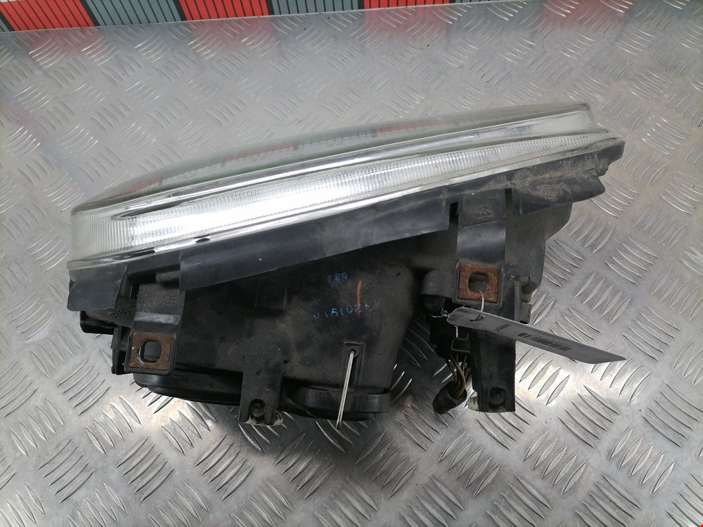 Фара левая VOLKSWAGEN Golf IV 1997-2003