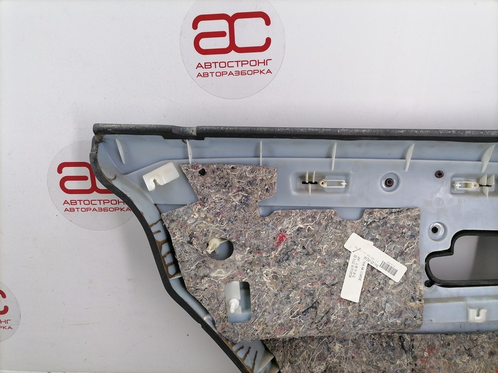 Обшивка двери задняя правая LINCOLN Town Car III 1997-2011