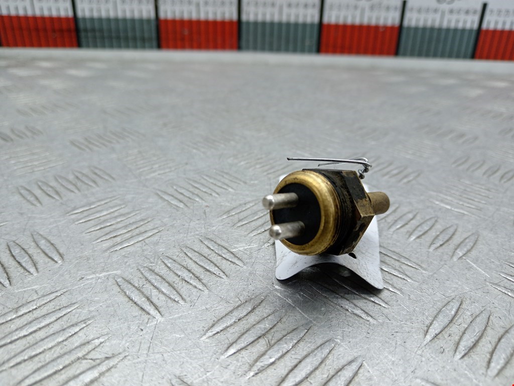 Датчик температуры (охлаждающей жидкости) MERCEDES-BENZ Truck Atego 1998-2003