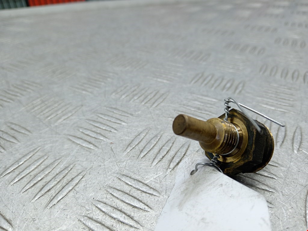 Датчик температуры (охлаждающей жидкости) MERCEDES-BENZ Truck Atego 1998-2003