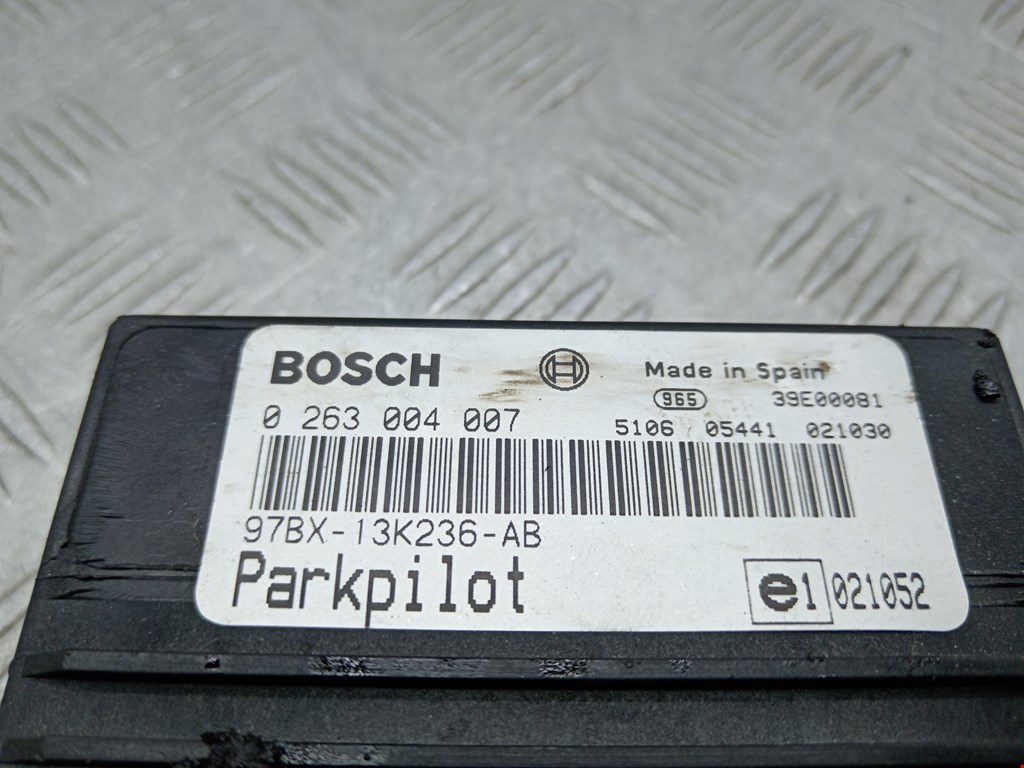 Блок управления парктрониками FORD Mondeo III 2000-2007