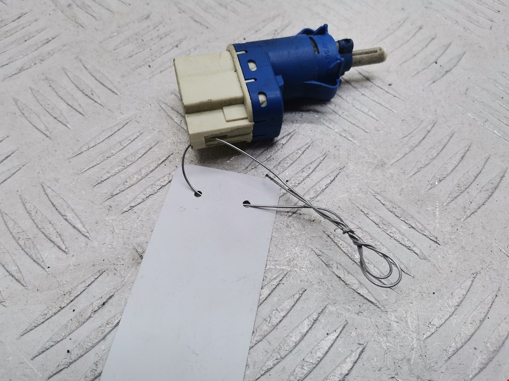 Датчик положения педали тормоза (Выключатель стоп-сигналов) Volvo S60 2 (2010-2018)