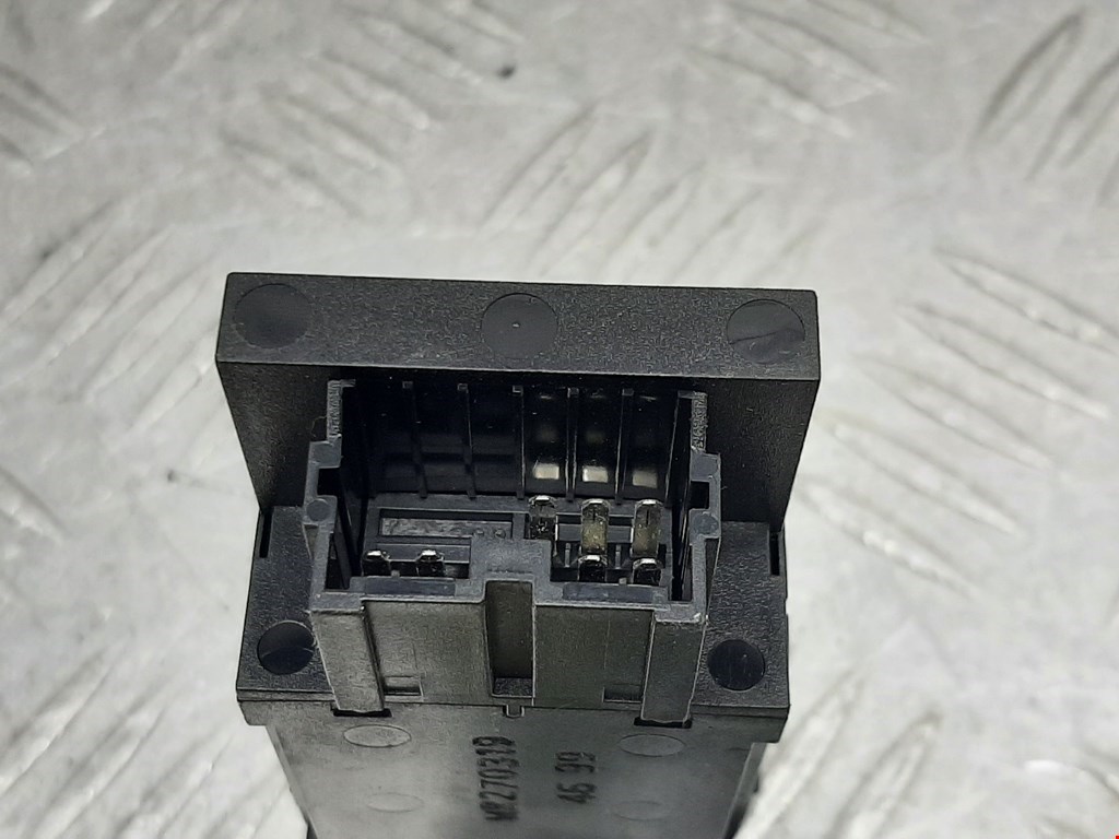 Кнопка включения противотуманных фар MITSUBISHI Space Star 1999-2006