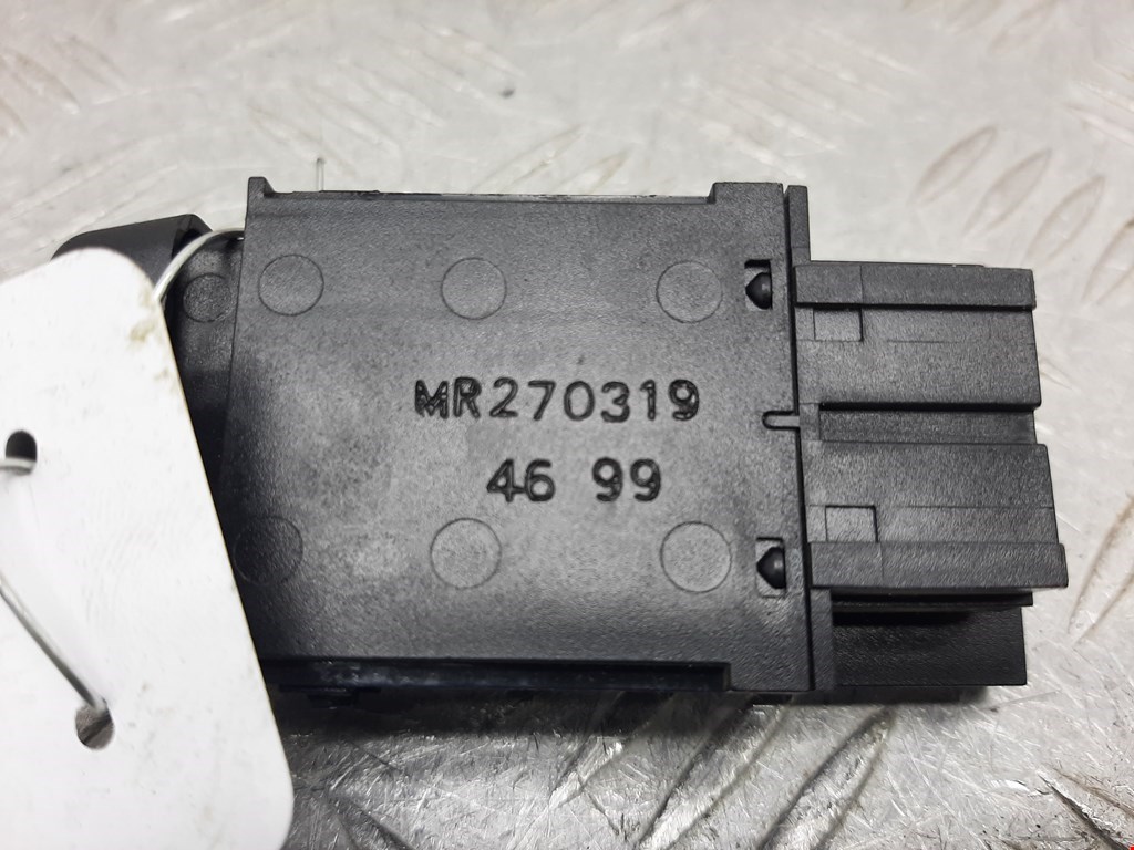 Кнопка включения противотуманных фар MITSUBISHI Space Star 1999-2006