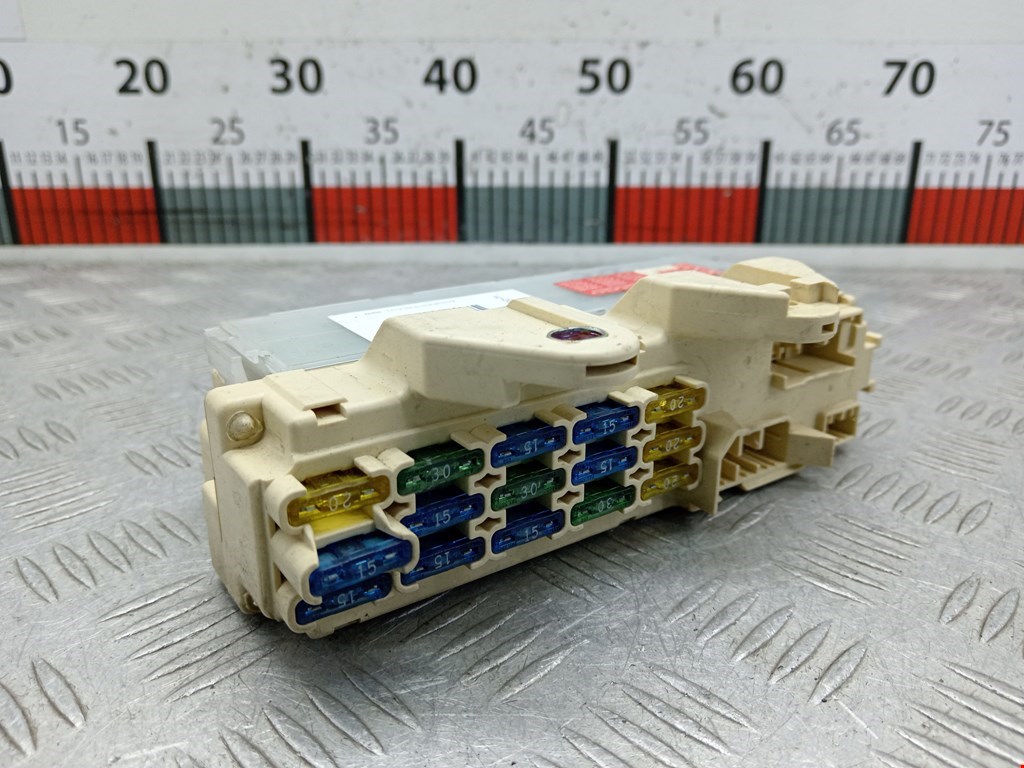 Датчик уровня в бачок омывателя MAZDA 626 GE 1992-1997