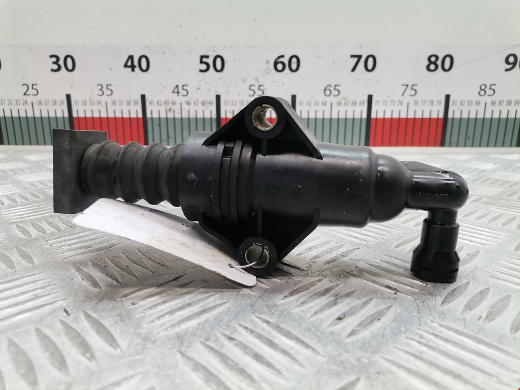 Цилиндр сцепления рабочий VOLKSWAGEN Golf IV 1997-2003