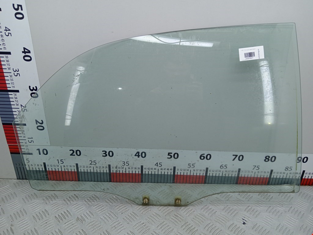 Стекло двери заднее правое MAZDA 626 GE 1992-1997