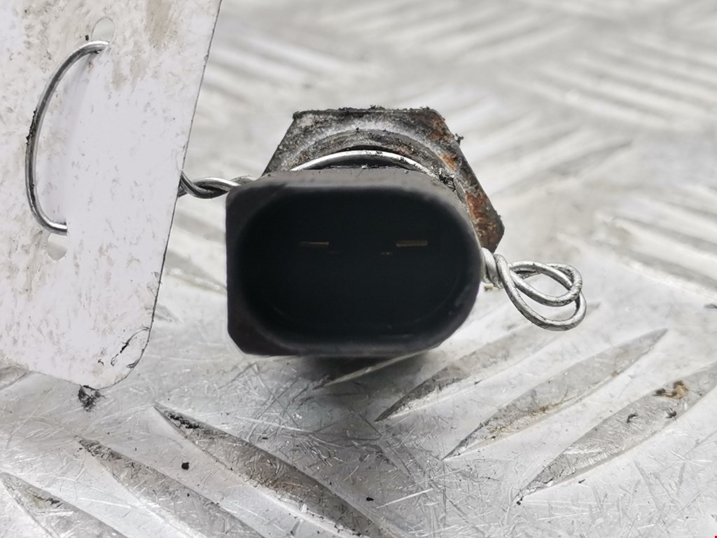 Датчик включения заднего хода VOLKSWAGEN Golf IV 1997-2003