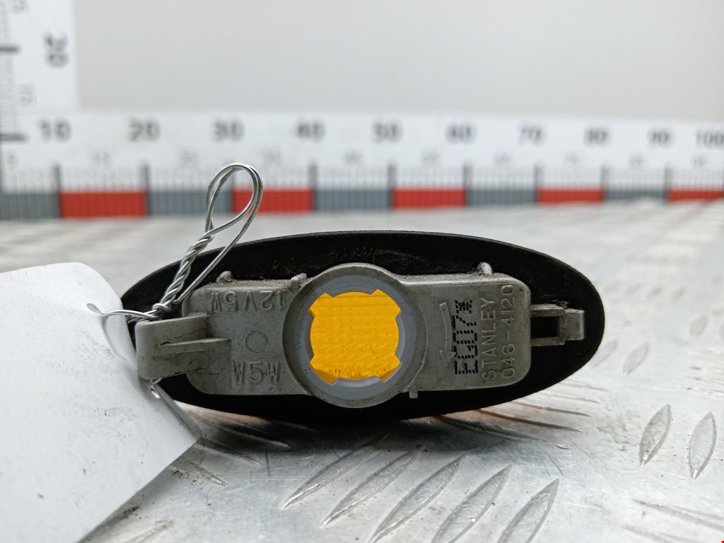 Повторитель на крыло MAZDA 626 GE 1992-1997