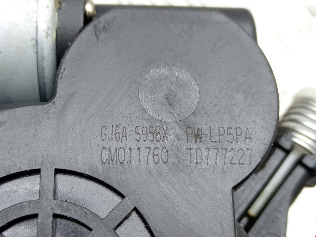 Стеклоподъемник задний левый MAZDA Mazda 5 CR 2005-2010