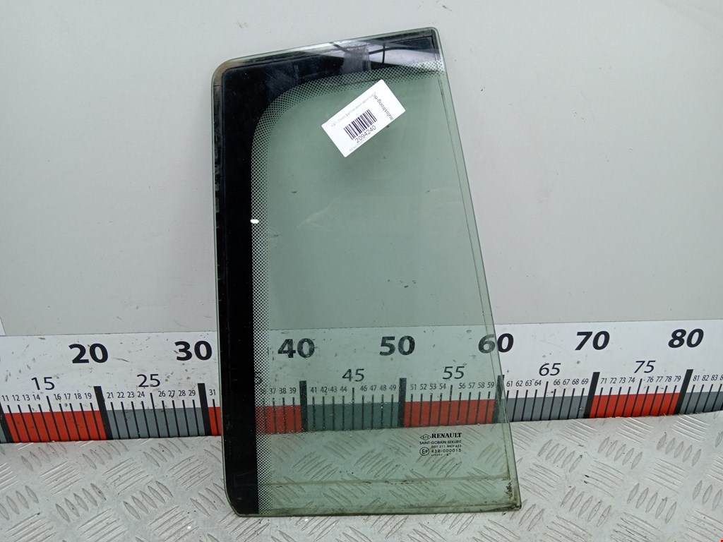 Стекло двери задней правой (форточка) Renault Megane 2 (2002-2009)