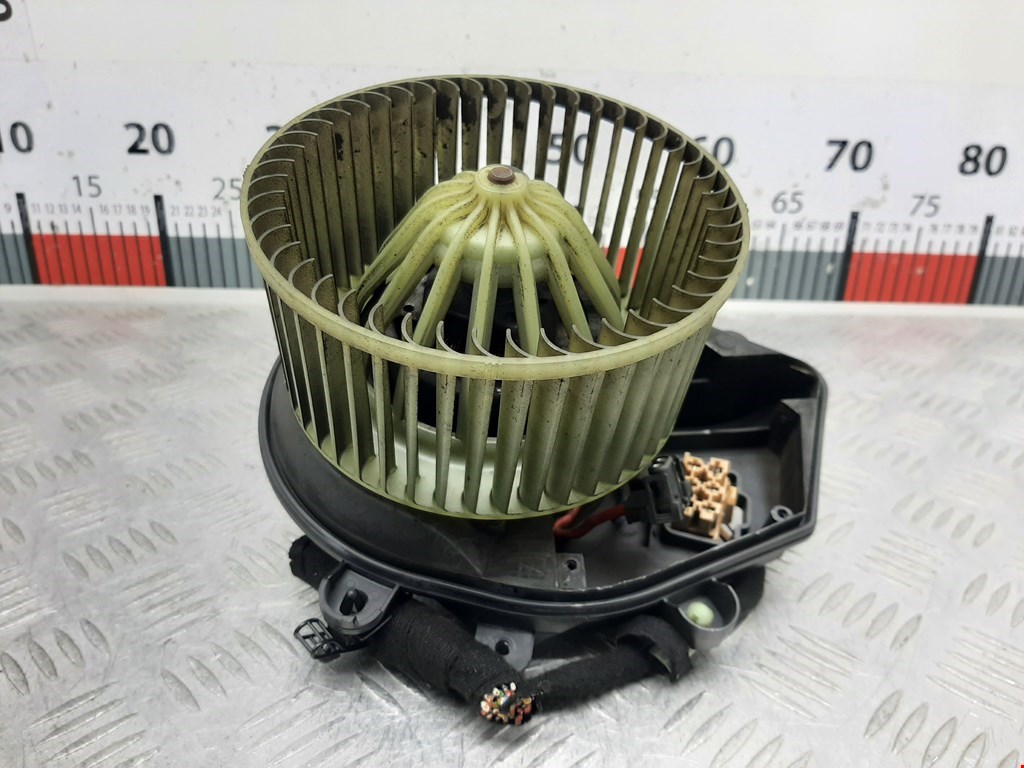 Моторчик (мотор) отопителя салона AUDI A4 B5 1995-2001