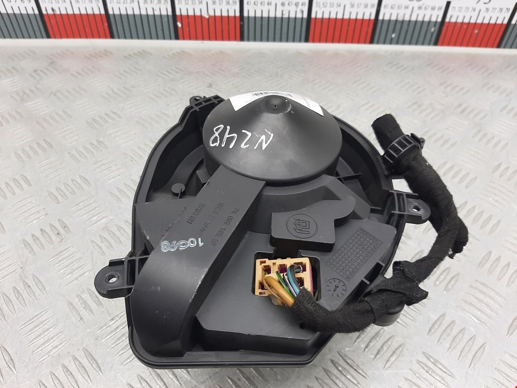 Моторчик (мотор) отопителя салона AUDI A4 B5 1995-2001