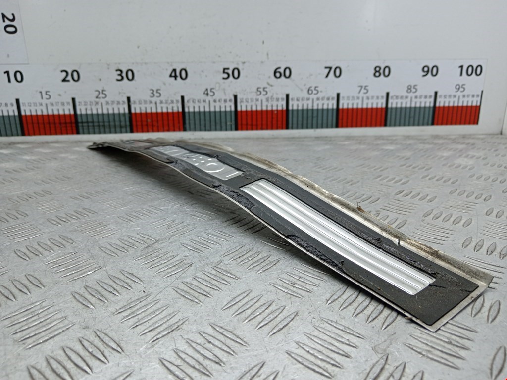 Накладка порога (внутренняя) PEUGEOT 206 1998-2012