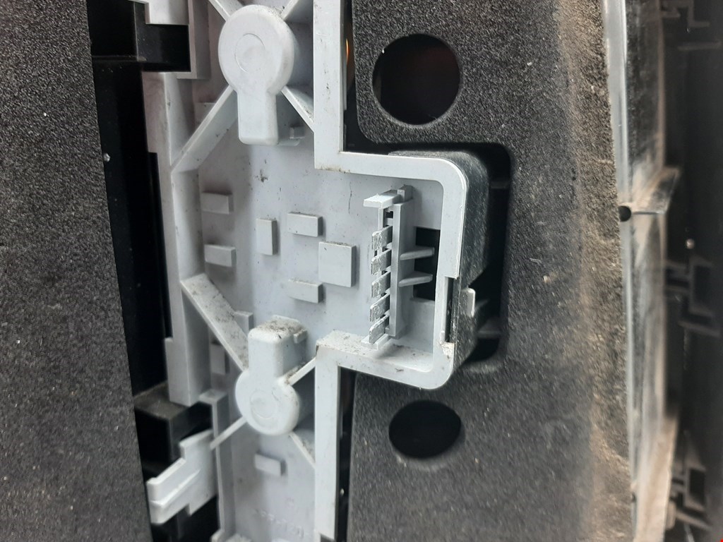 Фонарь задний правый OPEL Zafira B 2005-2012