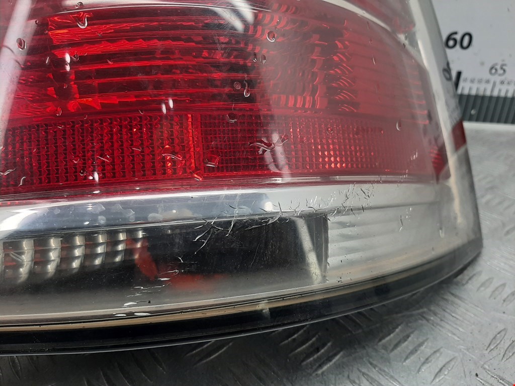 Фонарь задний правый OPEL Zafira B 2005-2012