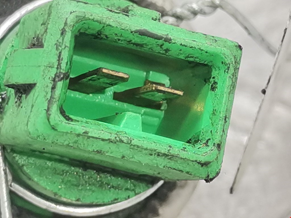 Датчик давления топлива FORD Mondeo III 2000-2007