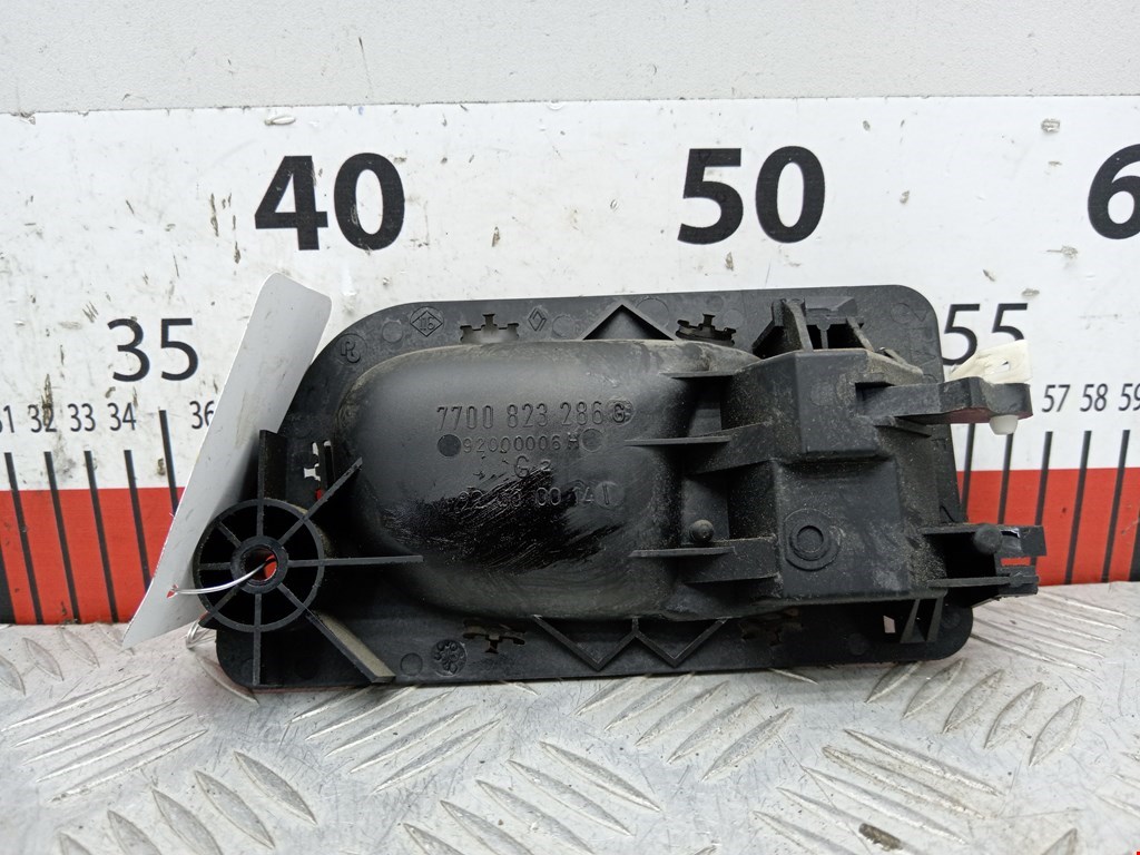 Ручка дверная передняя внутренняя левая RENAULT Laguna 1993-2000