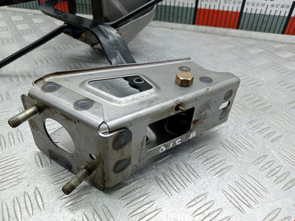 Блок педалей (педальный узел) MITSUBISHI Space Star 1999-2006