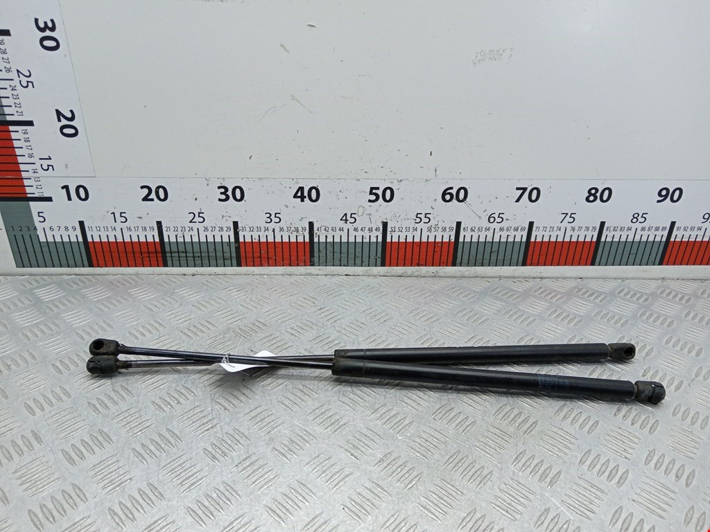 Амортизатор крышки (двери) багажника HONDA Civic 2001-2005