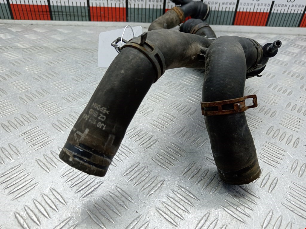 Патрубок VOLKSWAGEN Golf IV 1997-2003