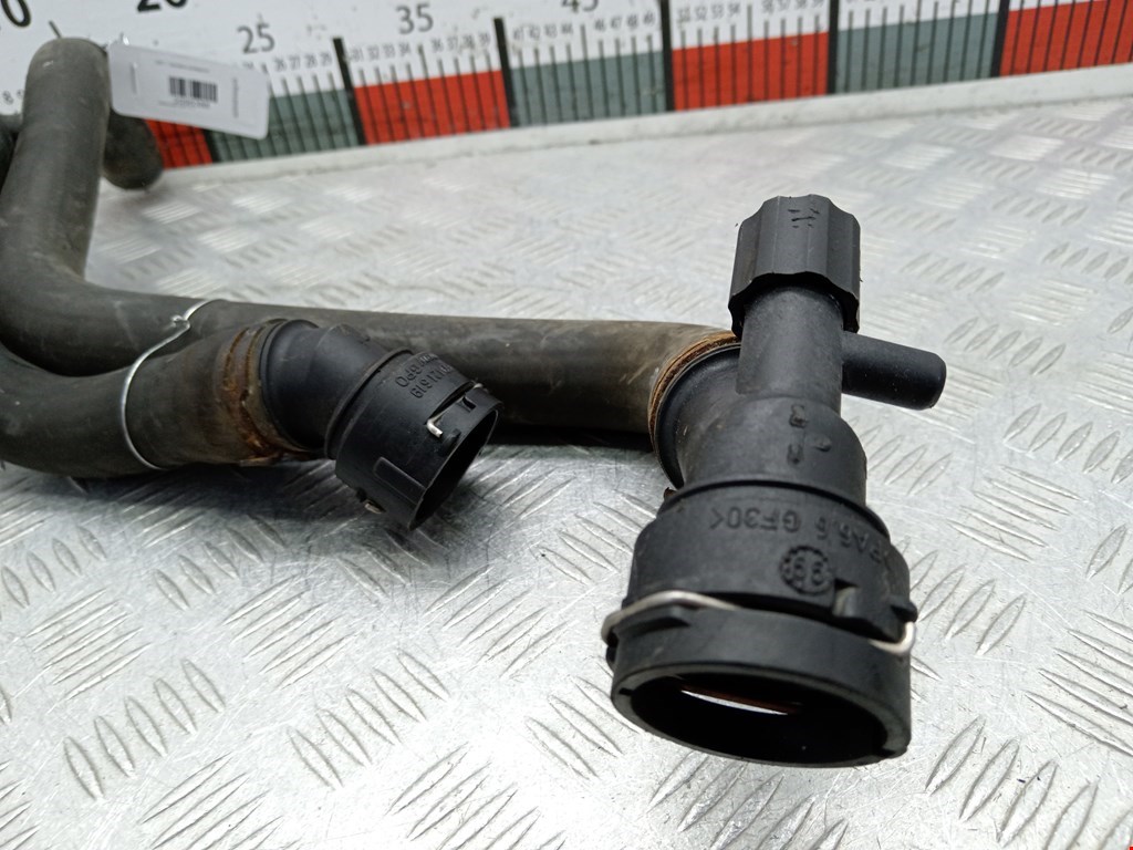 Патрубок VOLKSWAGEN Golf IV 1997-2003