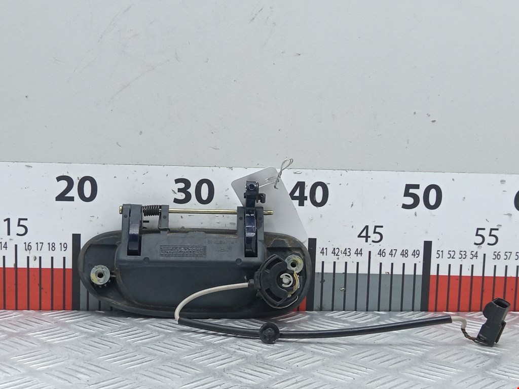 Ручка двери передней наружная правая MITSUBISHI Space Star 1999-2006